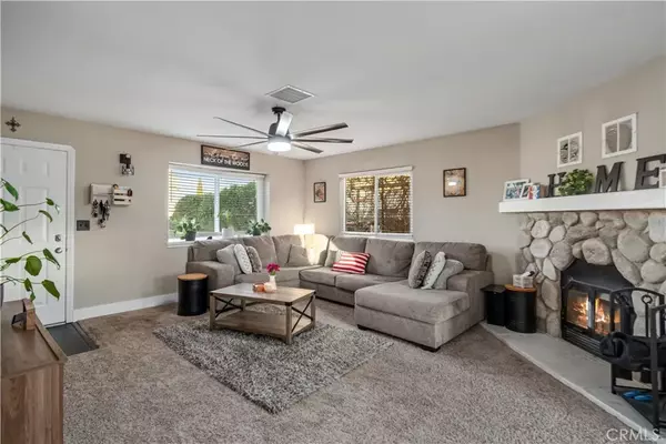 Lake Hughes, CA 93532,42635 Pinecliff Street