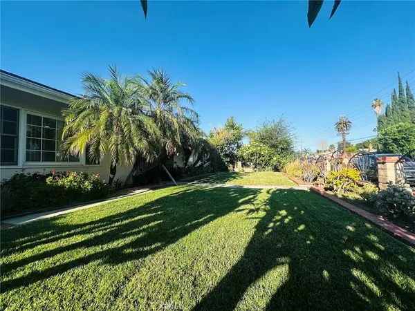 West Hills, CA 91307,22427 Vanowen Street
