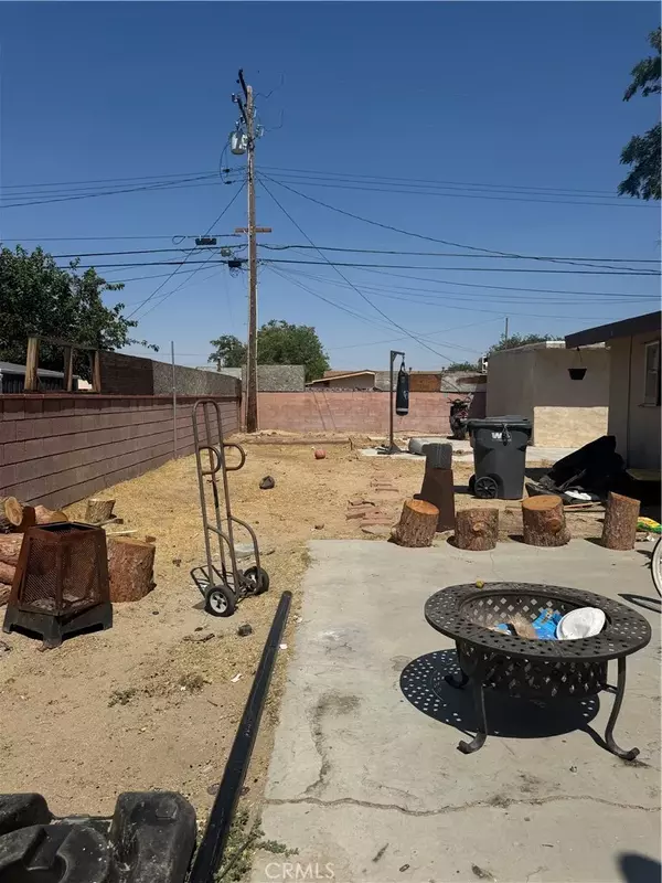 Palmdale, CA 93550,38446 Landon Avenue
