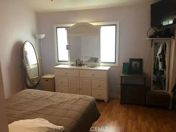 Granada Hills, CA 91344,16857 San Fernando Mission Boulevard #44