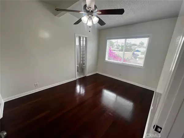 Redondo Beach, CA 90277,323 S Francisca Avenue #B