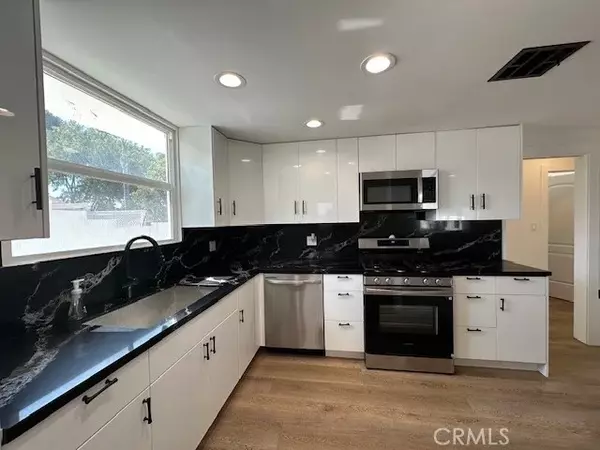 Winnetka, CA 91306,20336 Cantara Street