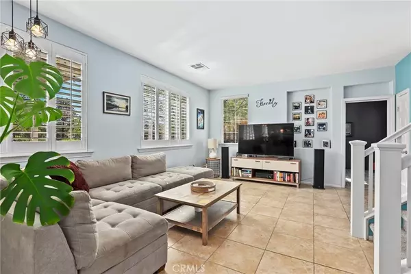 Valencia, CA 91354,27795 Summer Grove Place #PJ