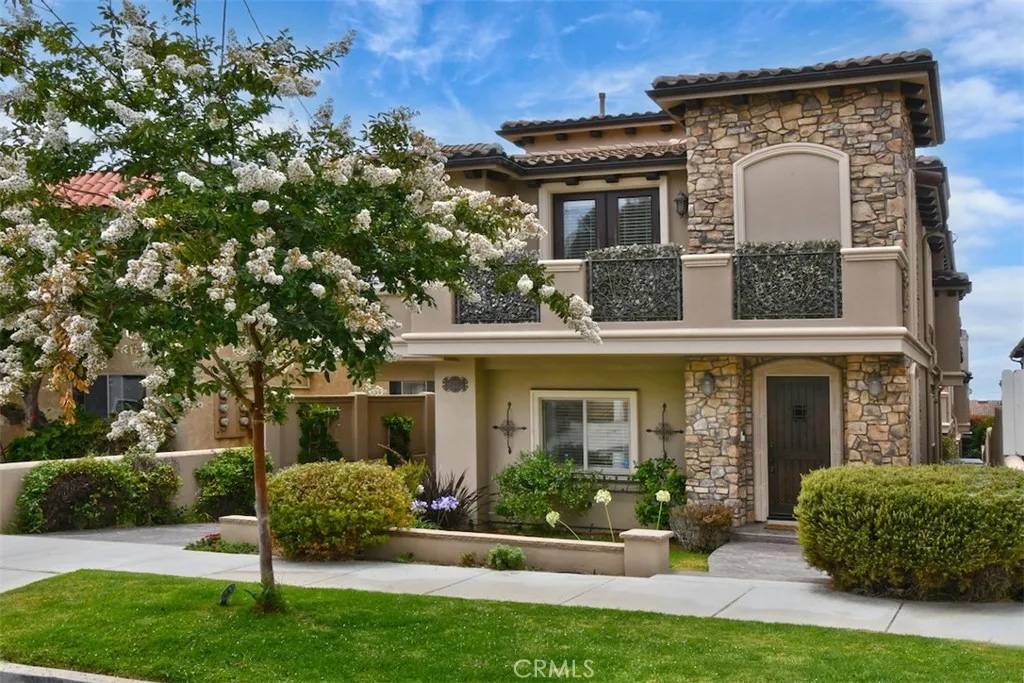 123 S Guadalupe Avenue #A, Redondo Beach, CA 90277
