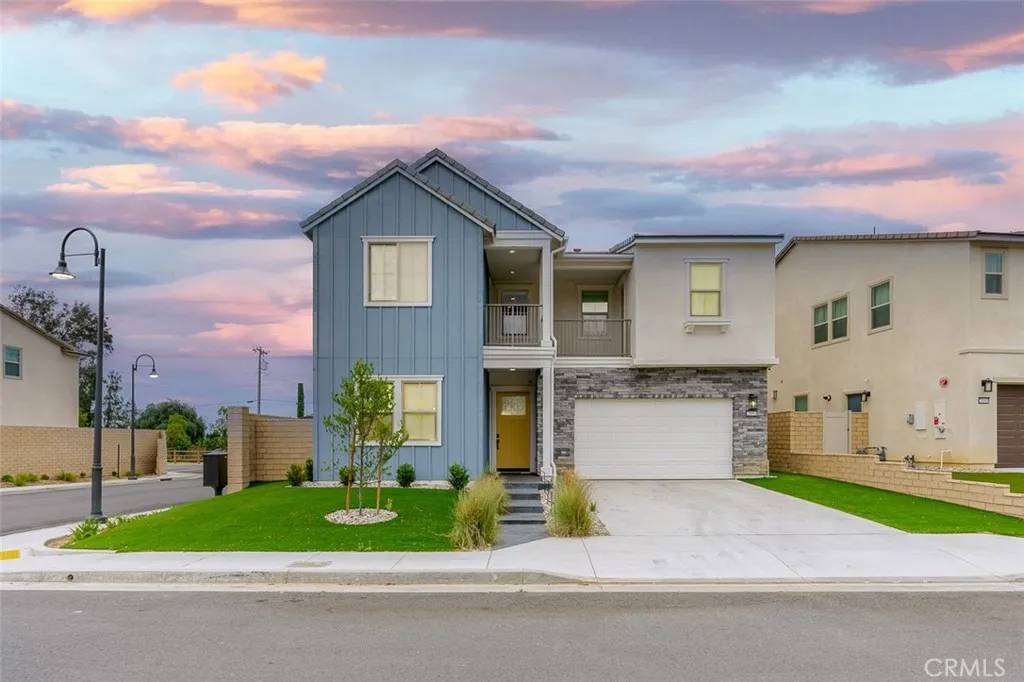 21604 Canyon, Chatsworth, CA 91311