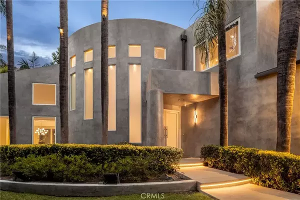 Sherman Oaks, CA 91403,4035 Pacheco Drive