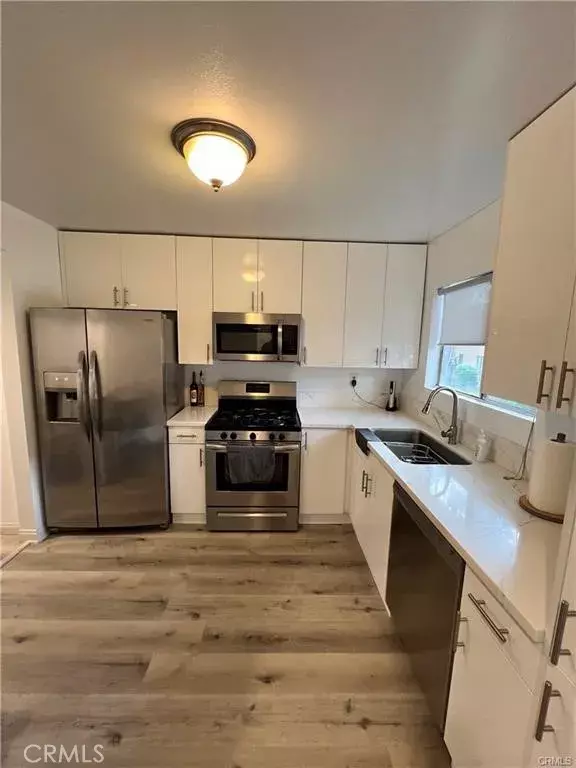 Porter Ranch, CA 91326,10331 Lindley Avenue #120