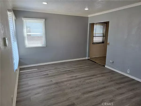 Compton, CA 90221,16513 S Pannes Avenue