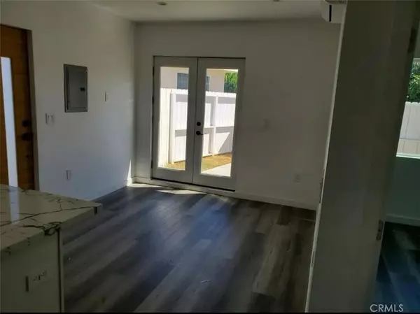 Winnetka, CA 91306,20533 Covello