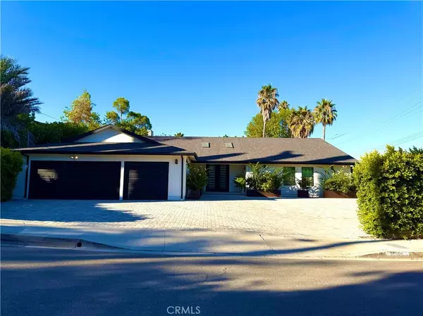Woodland Hills, CA 91364,20301 Reaza Place