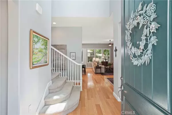 Valencia, CA 91354,23715 Western Cedar Court