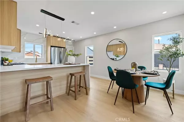 North Hollywood, CA 91606,11163 Welby Way