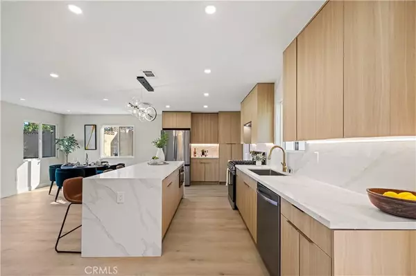 Sylmar, CA 91342,15086 Oro Grande Street