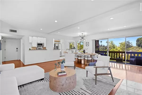 Sherman Oaks, CA 91403,5115 Kester Avenue #302