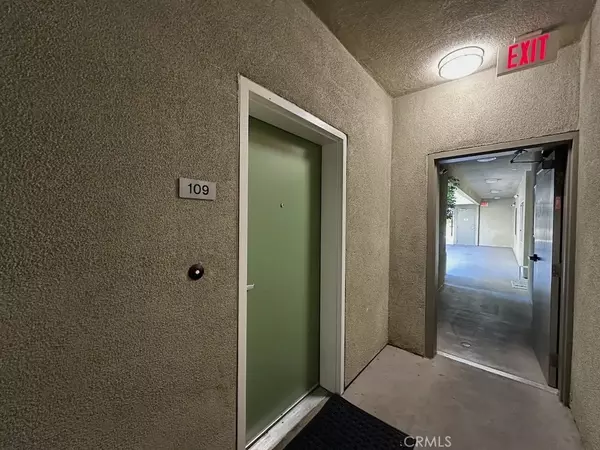 Canoga Park, CA 91303,7551 Jordan Avenue #109