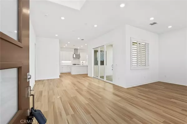 Valencia, CA 91381,27081 Amber Sky Way