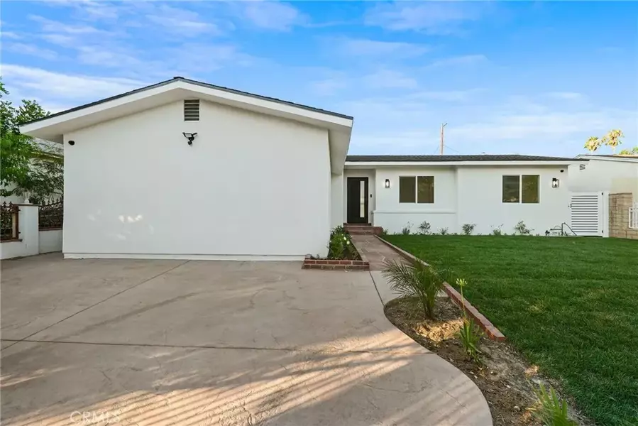 9076 Lev Avenue, Arleta, CA 91331