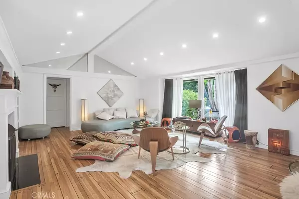 Studio City, CA 91604,3442 Laurel Canyon Boulevard