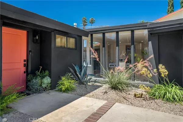 Woodland Hills, CA 91367,6451 Jumilla Avenue