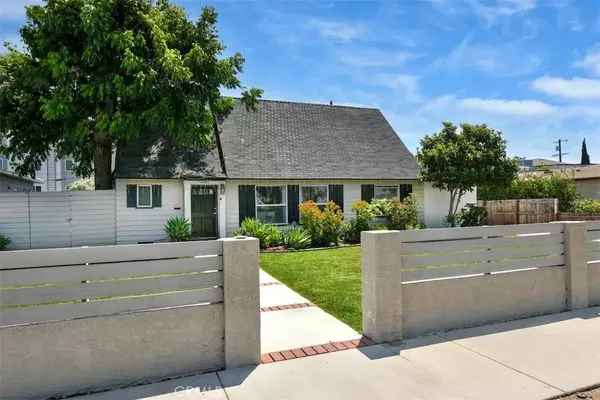 5634 Camellia Avenue, North Hollywood, CA 91601