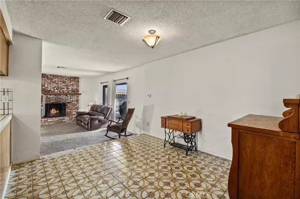 Lancaster, CA 93536,43349 18th Street West