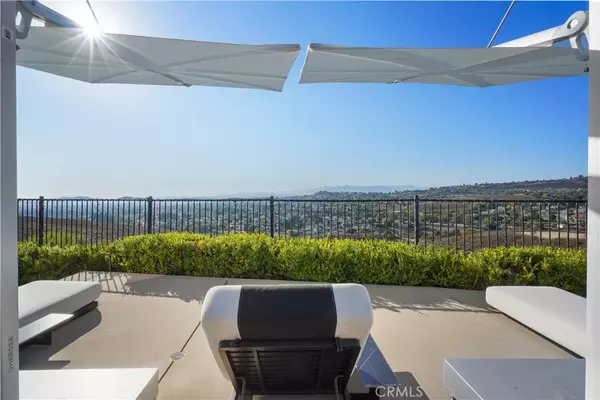 Westlake Village, CA 91362,2483 Santa Bella Place