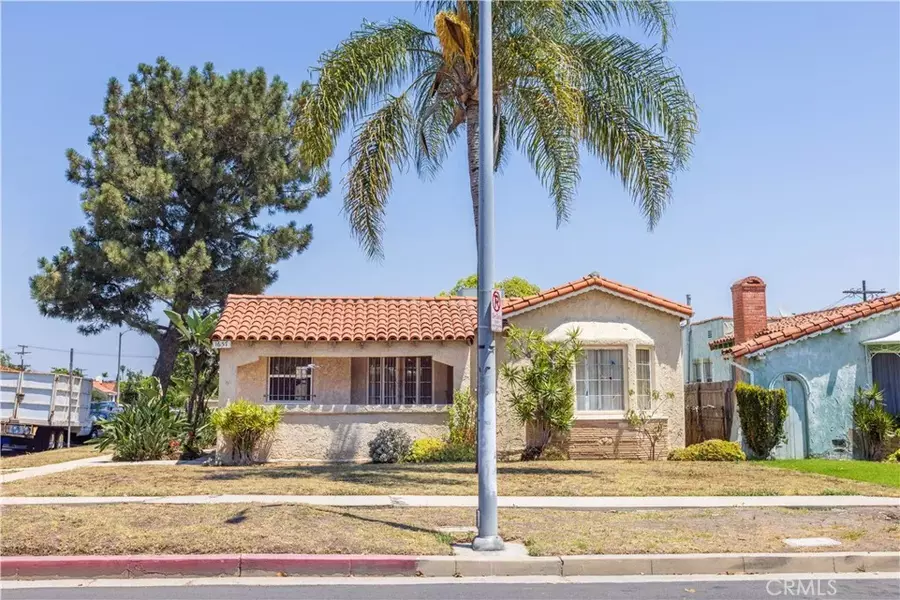 1657 W 79th Street, Los Angeles, CA 90047