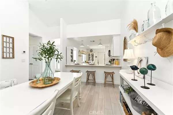Westlake Village, CA 91361,32117 Beachlake Lane