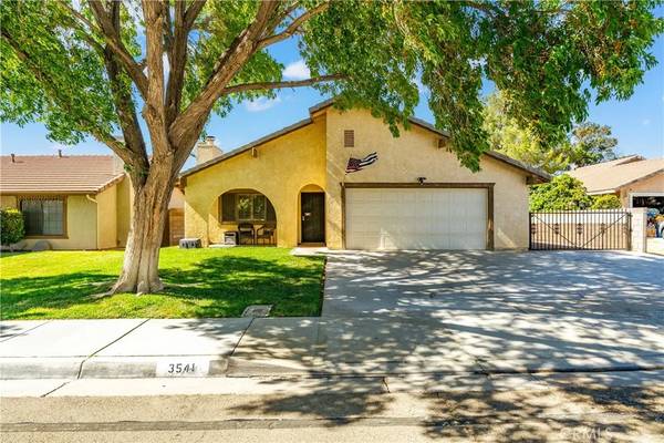 3541 W Avenue J13, Lancaster, CA 93536