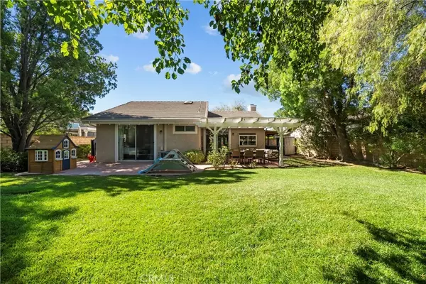 Valencia, CA 91354,27217 Branbury Court