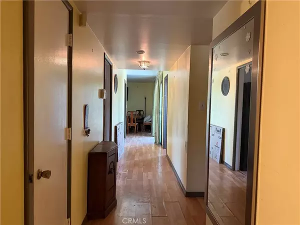 Northridge, CA 91324,18711 Knapp Street