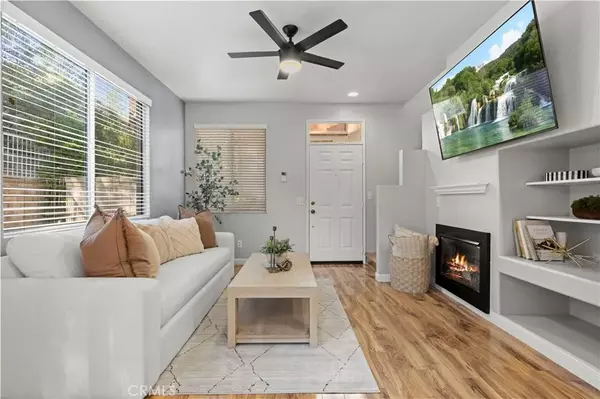 Valencia, CA 91354,26955 Hillsborough #60