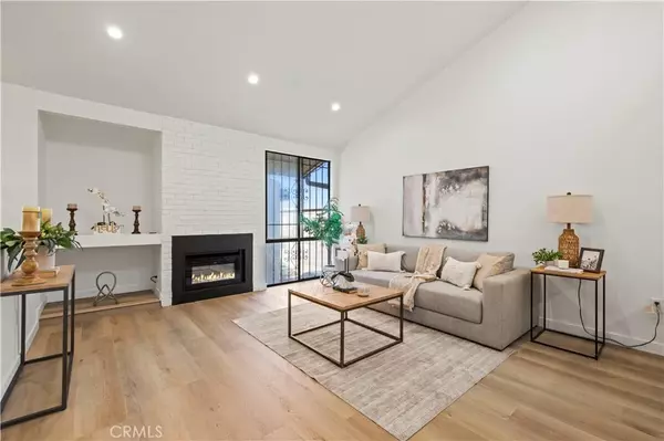 Sun Valley, CA 91352,11107 Arminta Street #15