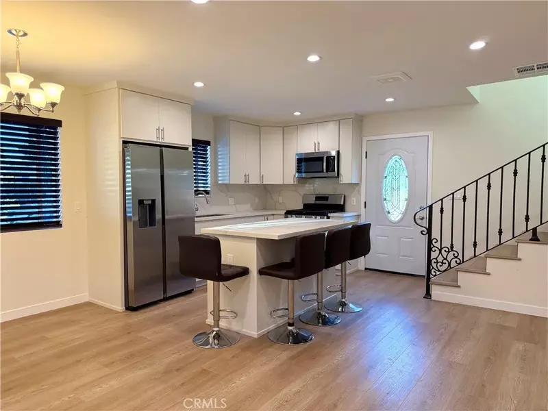 20803 Burbank Boulevard, Woodland Hills, CA 91367