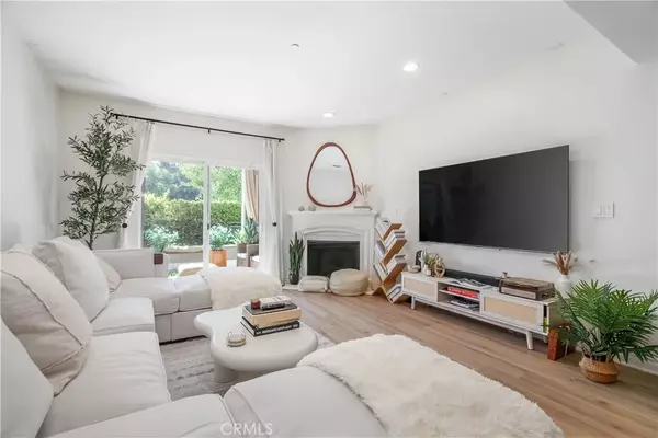 4424 Whitsett Avenue #113, Studio City, CA 91604