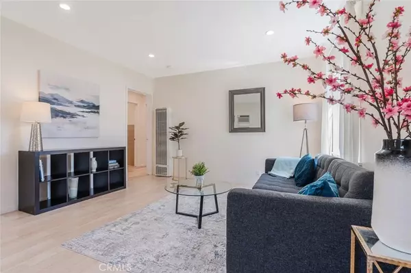 Sherman Oaks, CA 91411,5853 Tobias Avenue