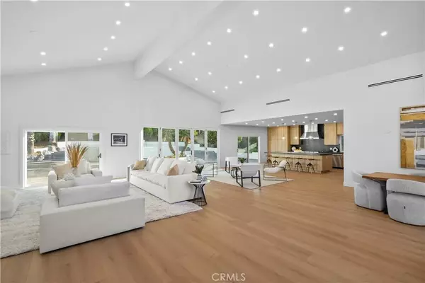 4230 Alonzo Avenue, Encino, CA 91316