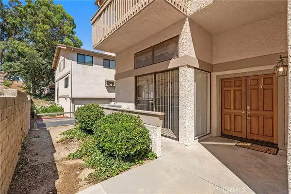 Calabasas, CA 91302,26007 Alizia Canyon Drive #A