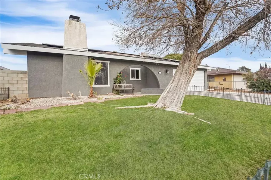 855 Lightcap Street, Lancaster, CA 93535