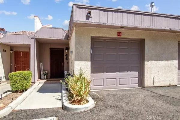 Lancaster, CA 93536,43334 32nd Street West #44