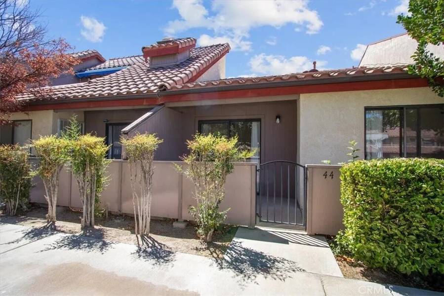 43334 32nd Street West #44, Lancaster, CA 93536