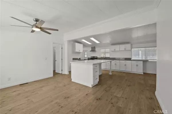 Palmdale, CA 93550,3524 E Avenue R #271