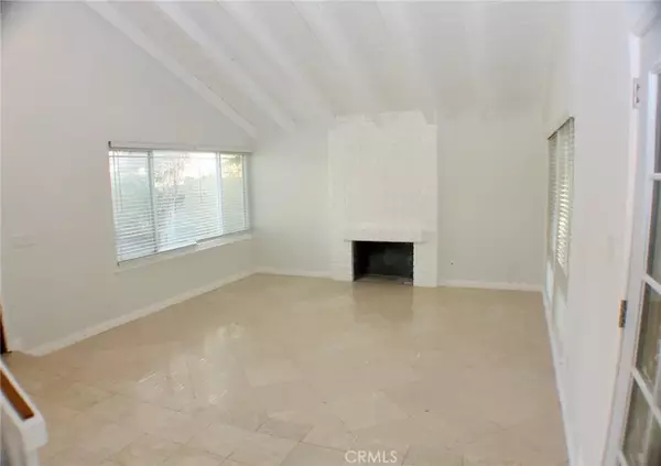 Woodland Hills, CA 91364,21740 Ulmus Drive