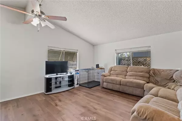 Lancaster, CA 93535,45465 25th East #28