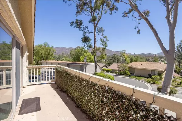 Oak Park, CA 91377,583 Calle De Las Ovejas