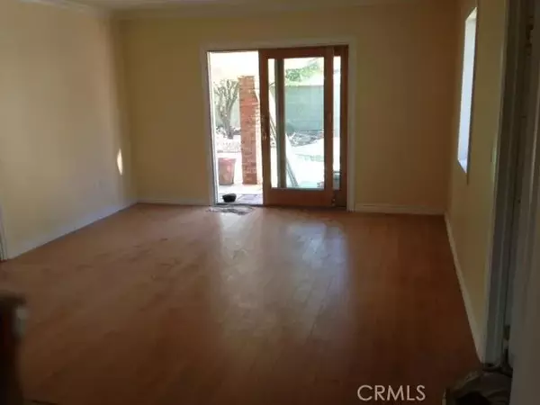 Encino, CA 91316,17456 Emelita Street