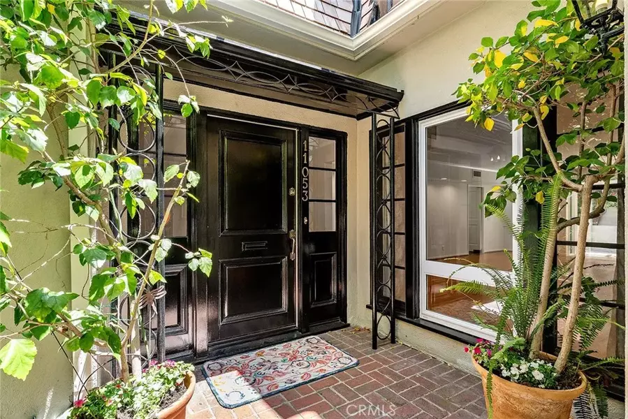 11053 Strathmore Drive, Westwood - Century City, CA 90024