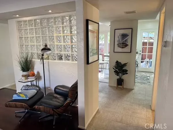 Agoura Hills, CA 91301,27511 Endeavor Street