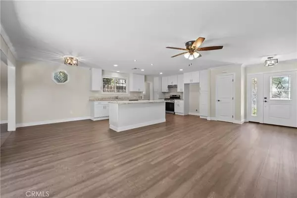 West Hills, CA 91307,24101 Mobile Street