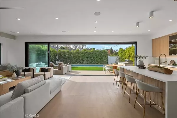 Studio City, CA 91607,4453 Gentry Avenue
